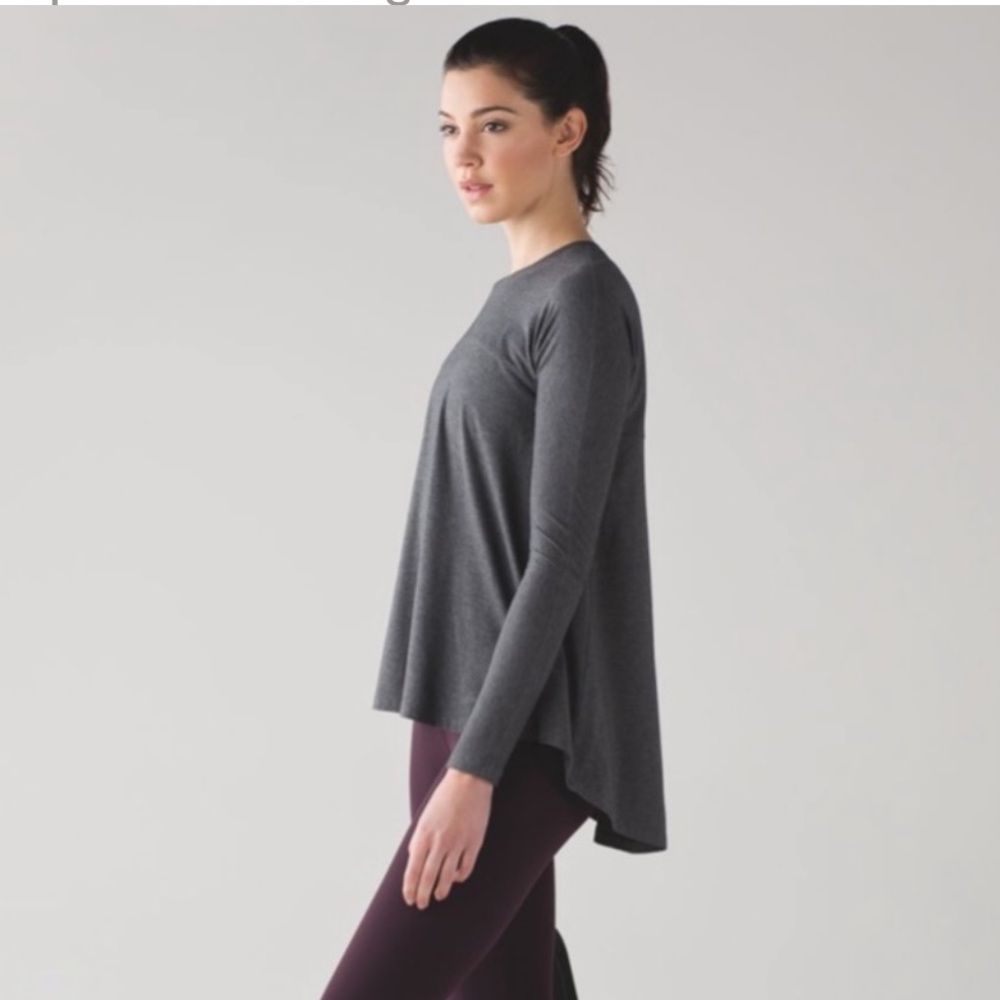 Lululemon Acadia Long Sleeve Top Size 4